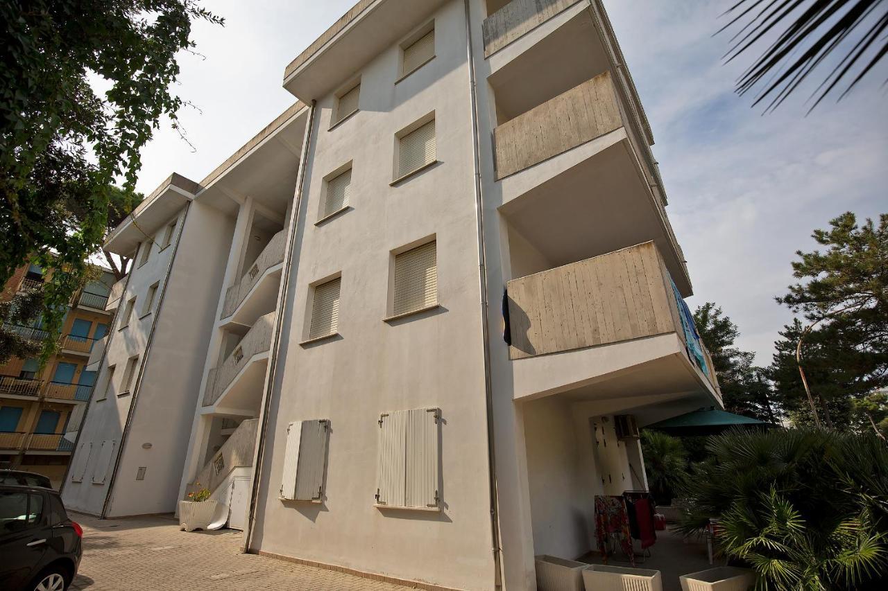 Sirena Apartments Llido Degli Estensi Zewnętrze zdjęcie