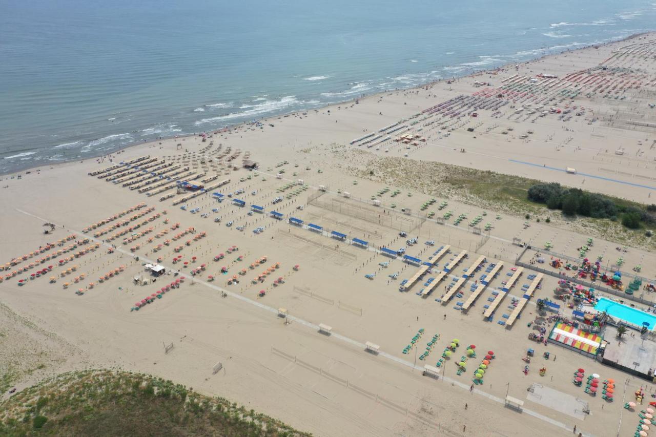Sirena Apartments Llido Degli Estensi Zewnętrze zdjęcie