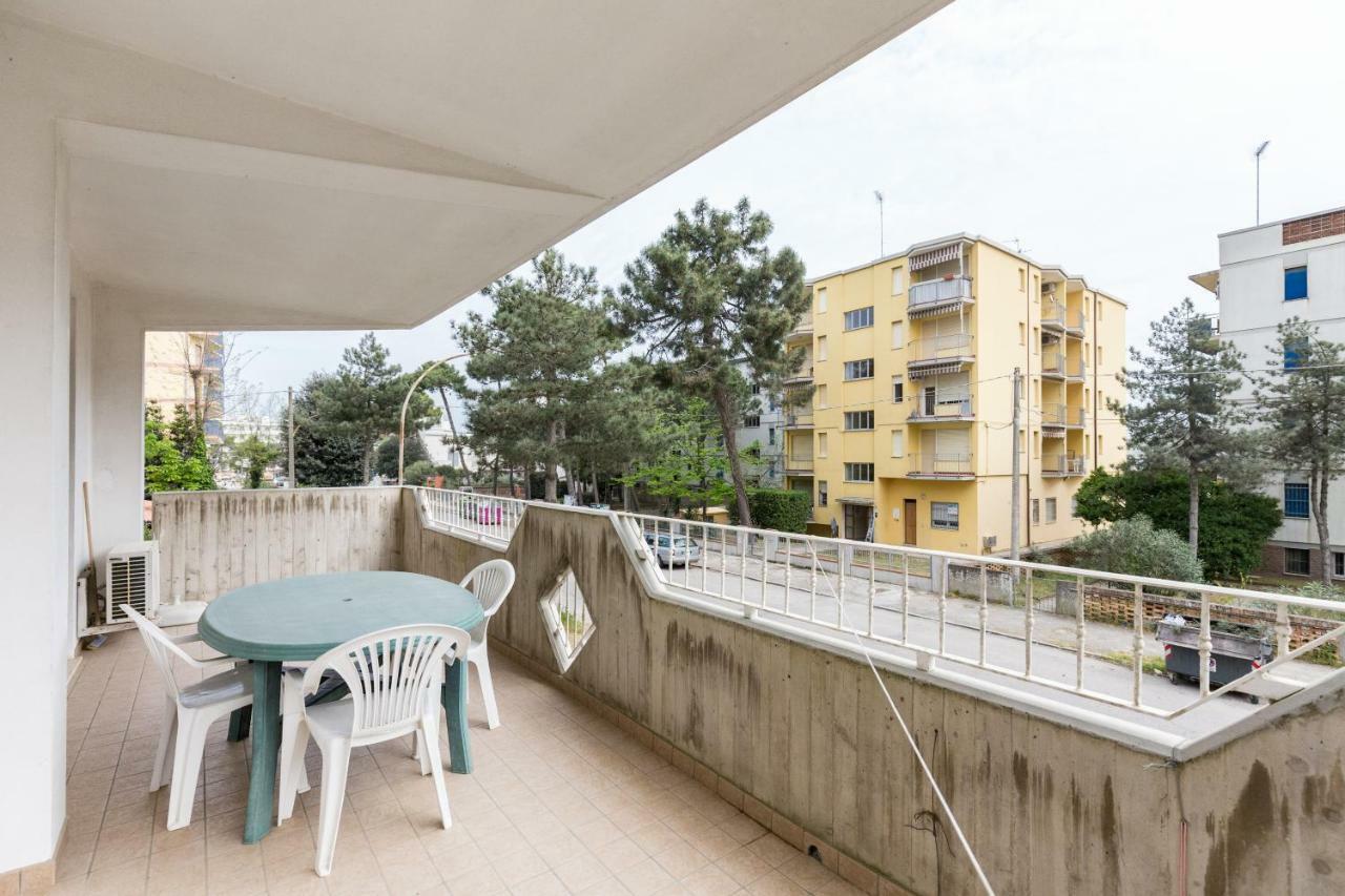 Sirena Apartments Llido Degli Estensi Zewnętrze zdjęcie