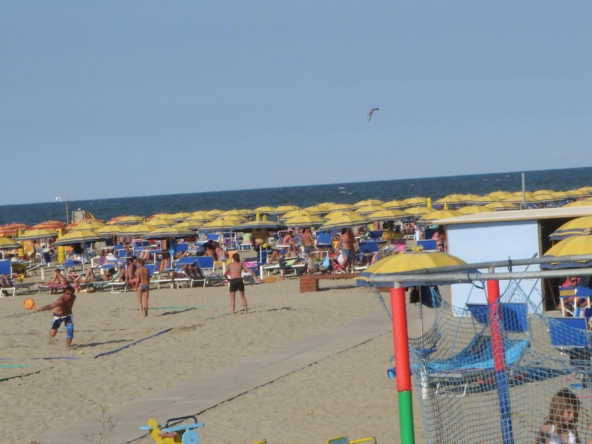 Sirena Apartments Llido Degli Estensi Zewnętrze zdjęcie