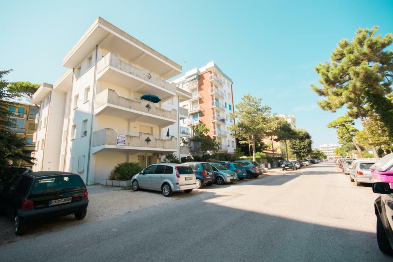 Sirena Apartments Llido Degli Estensi Zewnętrze zdjęcie